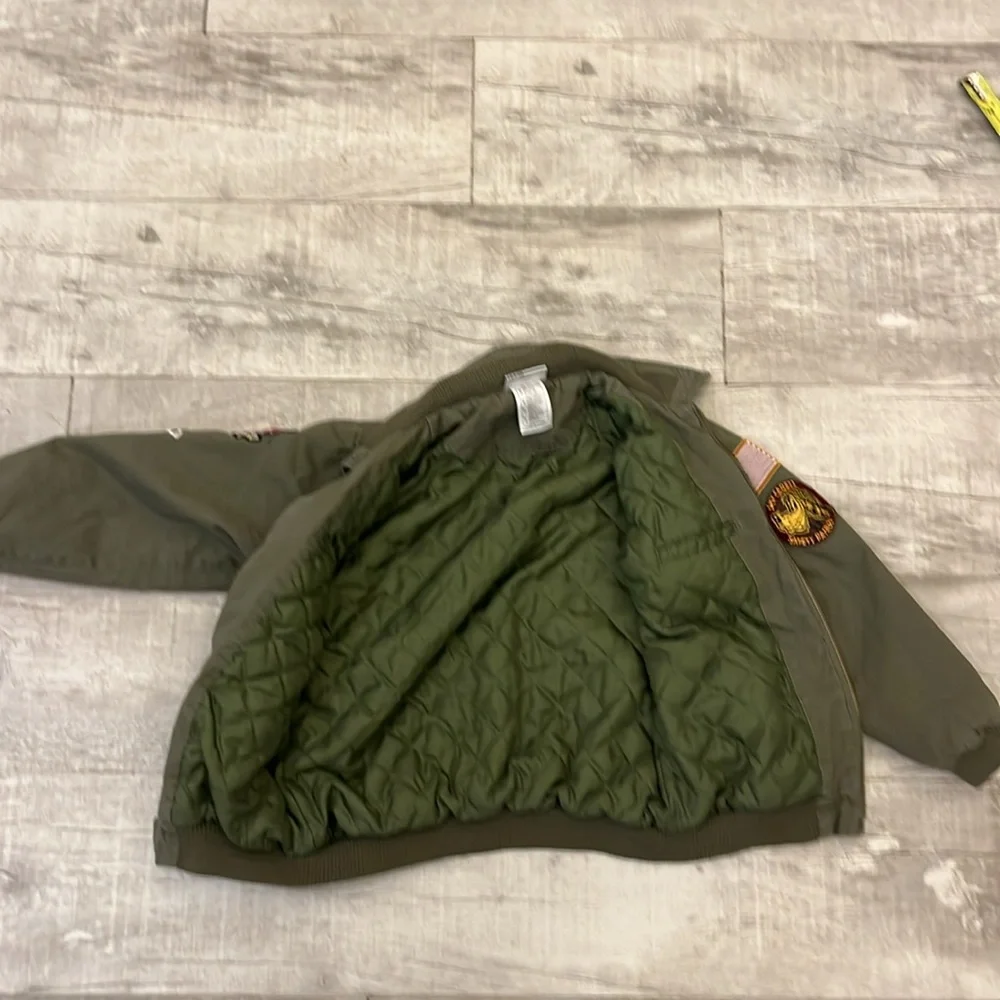 Disneyland Resort Mickey Mouse Sky‎ Leader Patch Bomber Jacket Olive Khaki Kid M